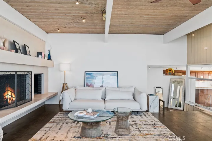 559 Alta Vista Way, Laguna Beach, California 92651