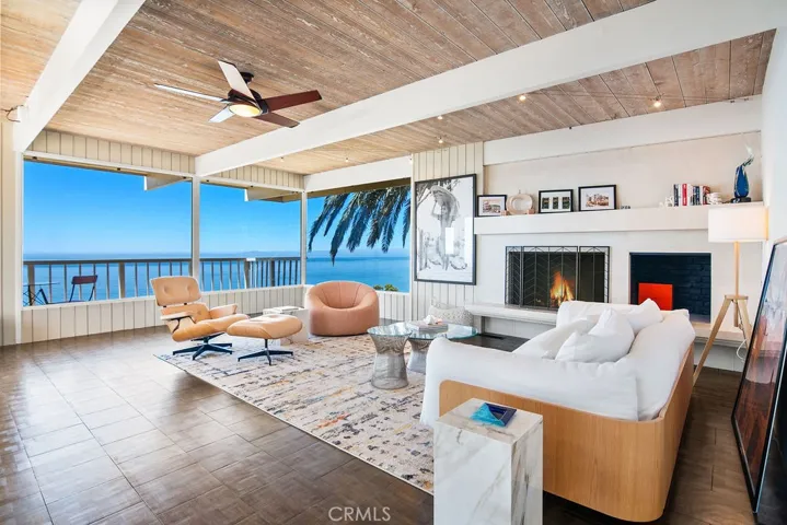 559 Alta Vista Way, Laguna Beach, California 92651