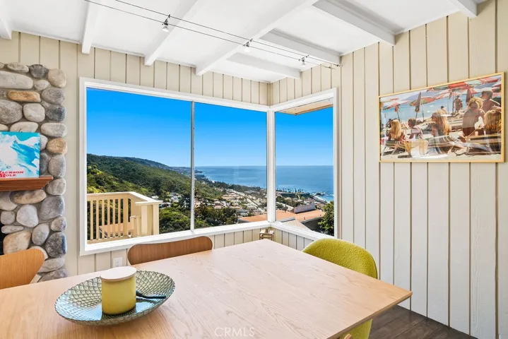 559 Alta Vista Way, Laguna Beach, California 92651