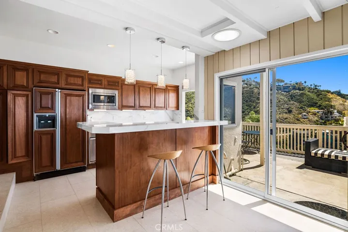 559 Alta Vista Way, Laguna Beach, California 92651