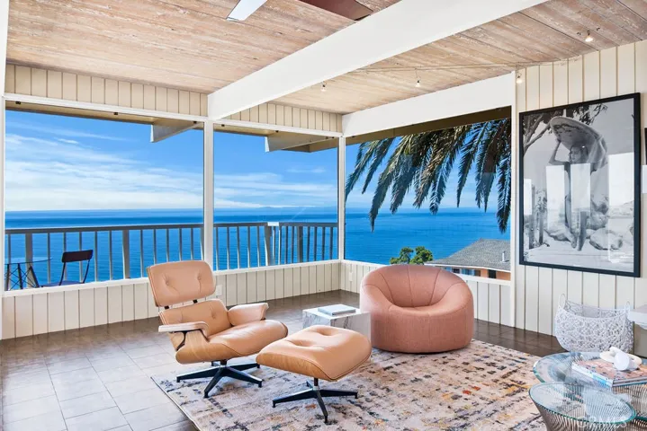 559 Alta Vista Way, Laguna Beach, California 92651