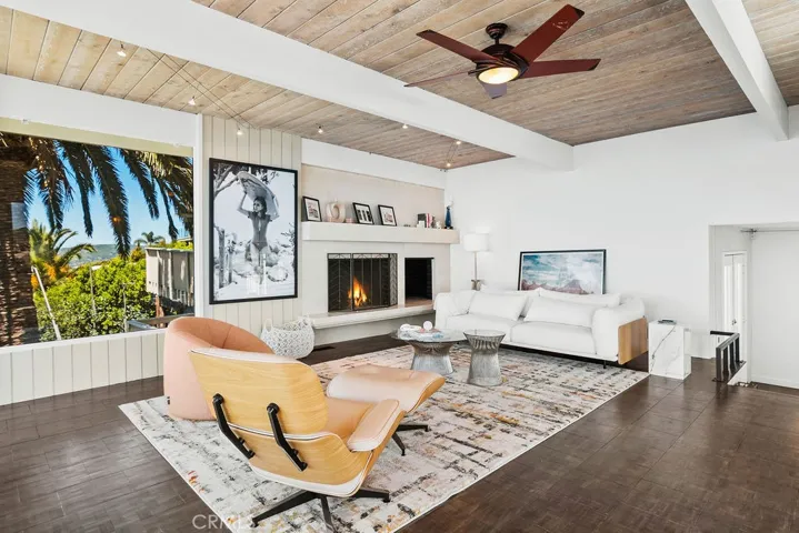 559 Alta Vista Way, Laguna Beach, California 92651