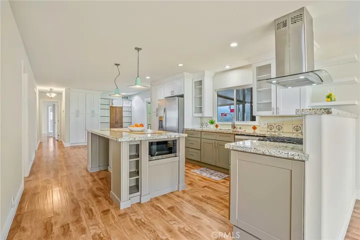 2550 Pacific Coast Highway 208a, Torrance, California 90505
