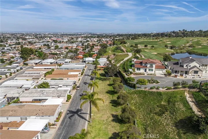 2550 Pacific Coast Highway 208a, Torrance, California 90505