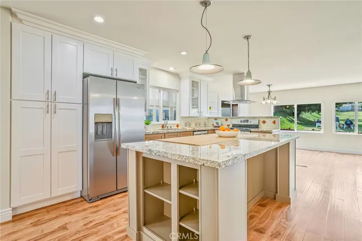 2550 Pacific Coast Highway 208a, Torrance, California 90505
