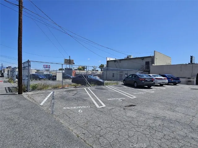 17649 Chatsworth St, Granada Hills, California 91344