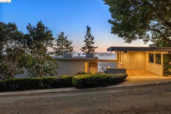 2877 Buena Vista Way, Berkeley, California 94708