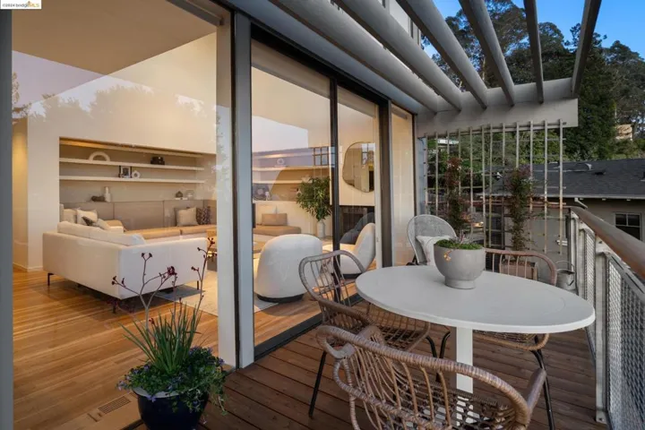 2877 Buena Vista Way, Berkeley, California 94708