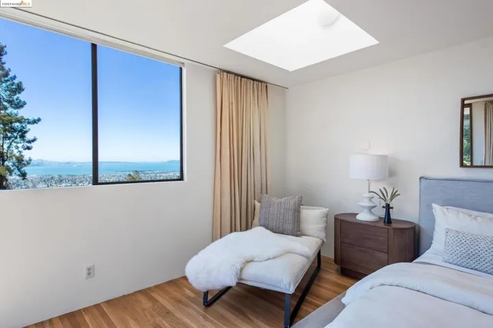 2877 Buena Vista Way, Berkeley, California 94708