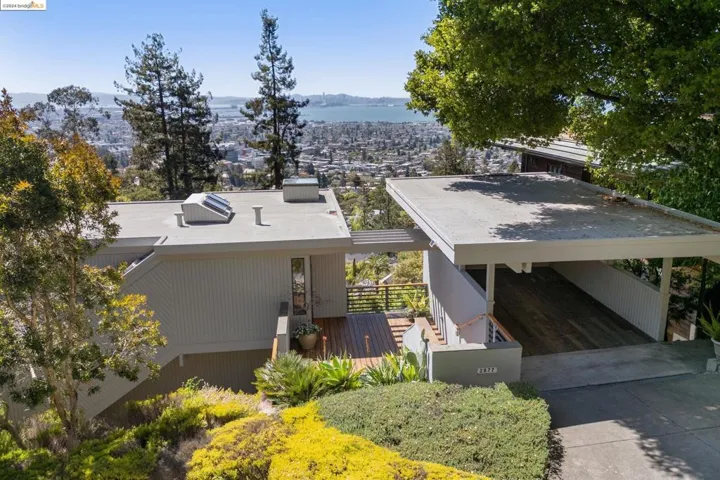 2877 Buena Vista Way, Berkeley, California 94708