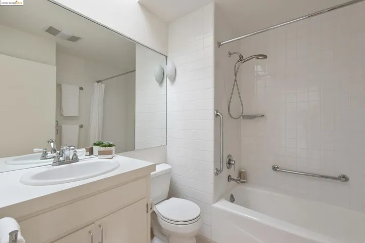 2877 Buena Vista Way, Berkeley, California 94708