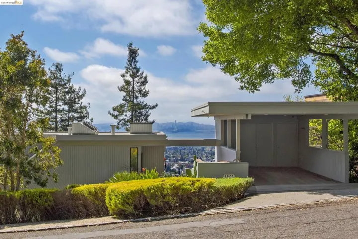 2877 Buena Vista Way, Berkeley, California 94708