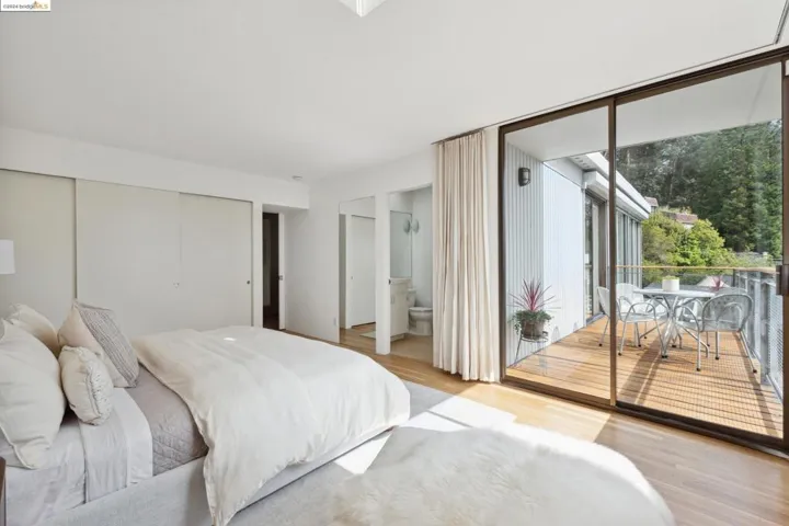 2877 Buena Vista Way, Berkeley, California 94708
