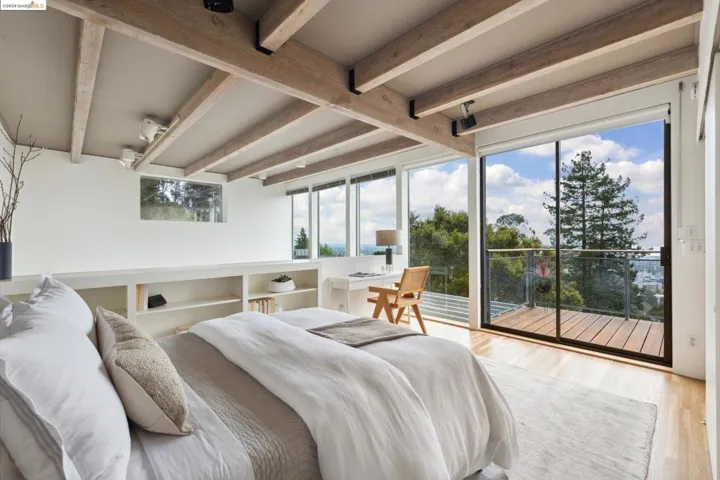 2877 Buena Vista Way, Berkeley, California 94708