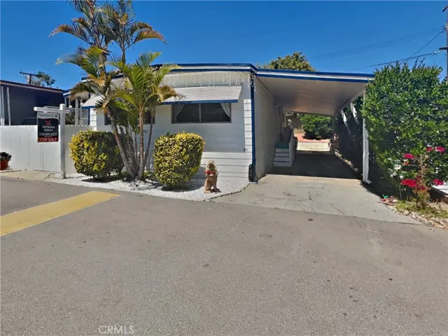 front entrance & driveway
