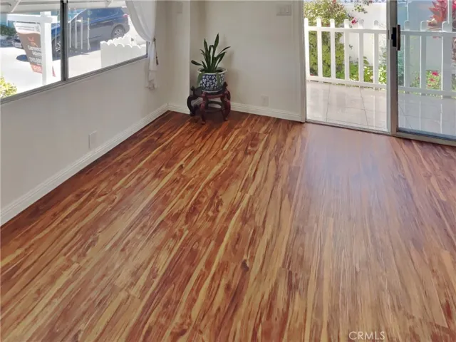Entrance living room