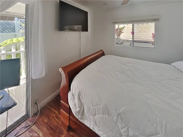 bedroom1