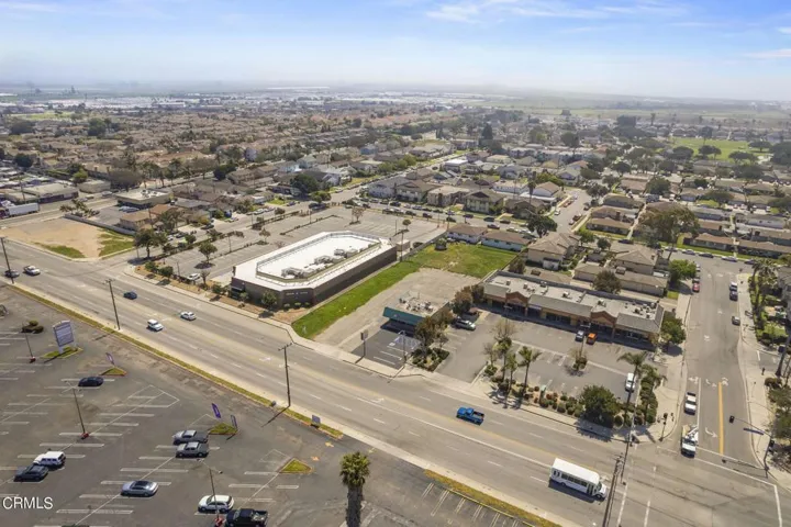 15-web-or-mls-UpmarketMedia_258Pleasantv