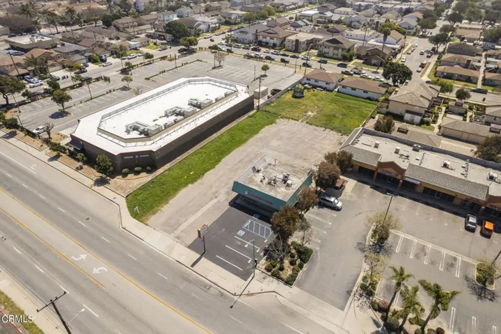 14-web-or-mls-UpmarketMedia_258Pleasantv
