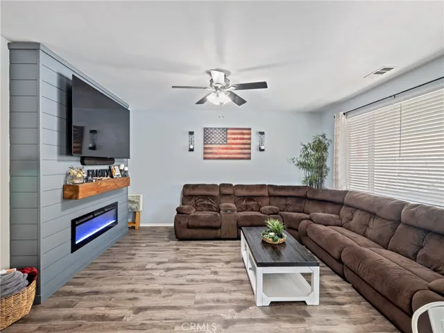 16695 Desert Star Street, Victorville, California 92394