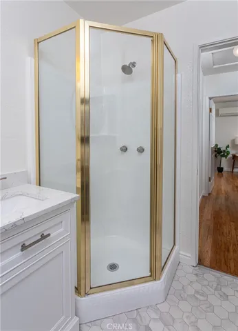 Shared Hallway Bathroom