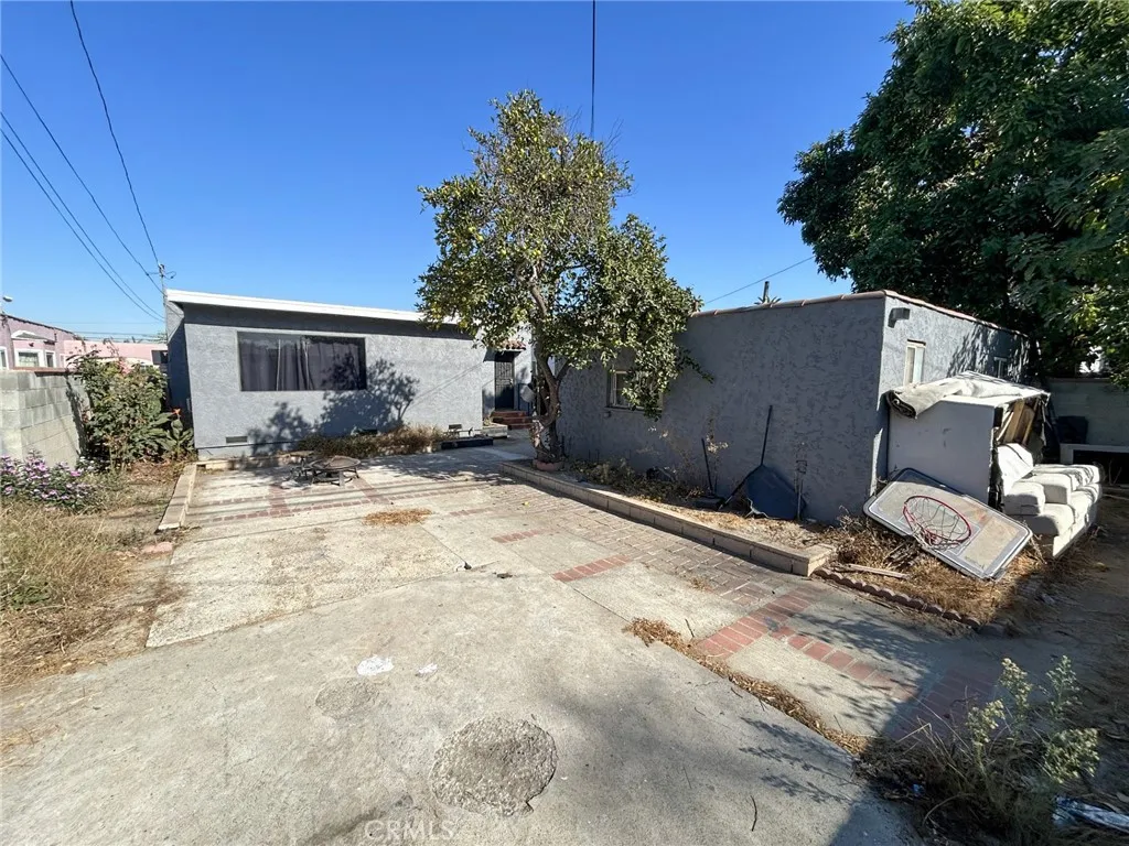 3816 Liberty Boulevard, South Gate, California 90280 home-pic-14