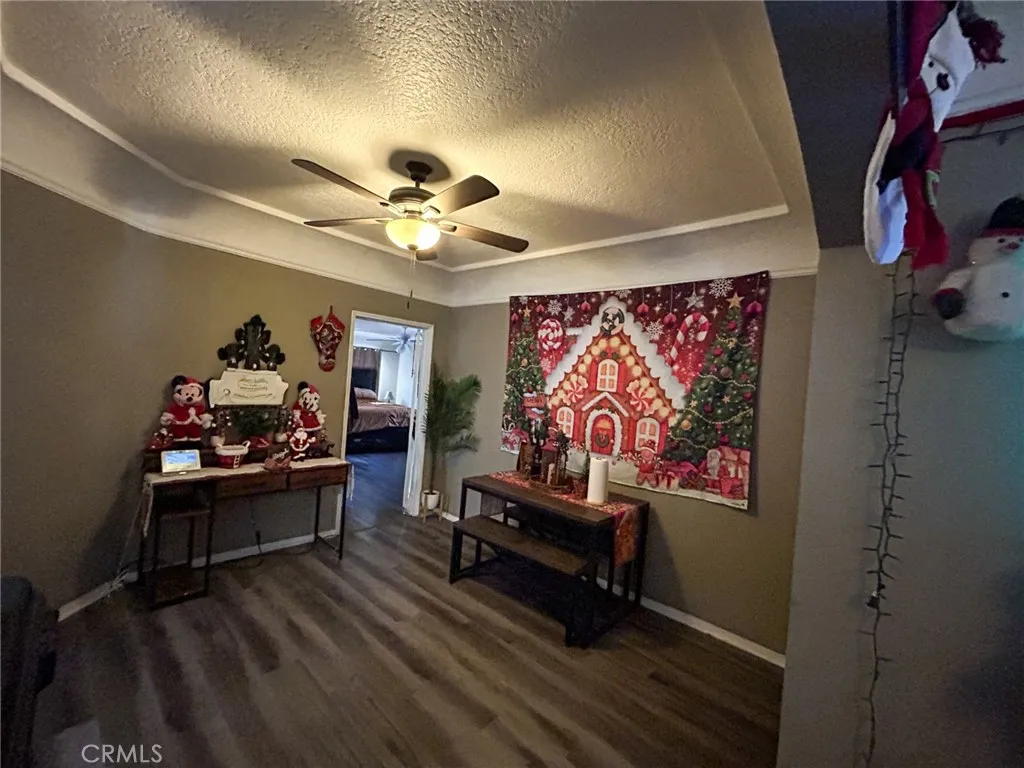 3816 Liberty Boulevard, South Gate, California 90280 home-pic-4