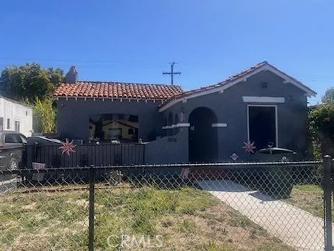 3816 Liberty Boulevard, South Gate, California 90280 home-pic-1