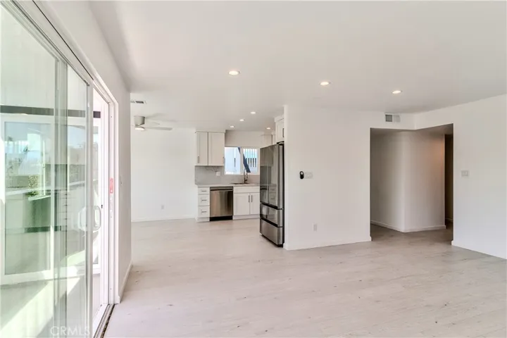 231 W Escalones A, San Clemente, California 92672
