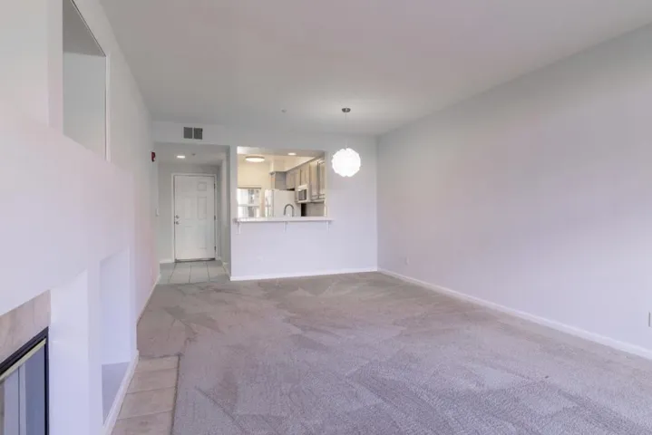 122 Swallowtail Court, Brisbane, California 94005