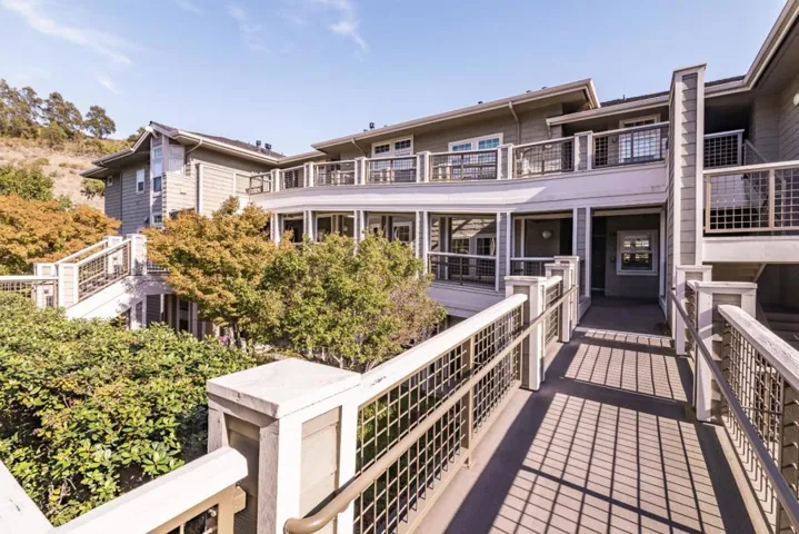 122 Swallowtail Court, Brisbane, California 94005