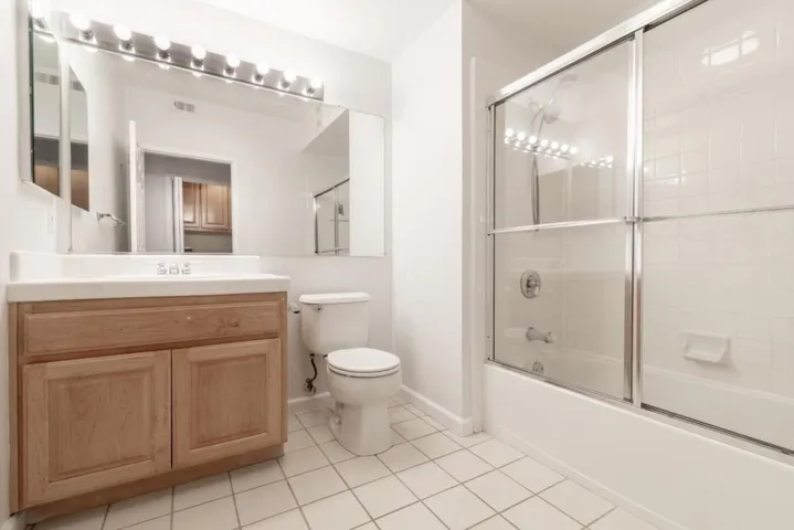 122 Swallowtail Court, Brisbane, California 94005