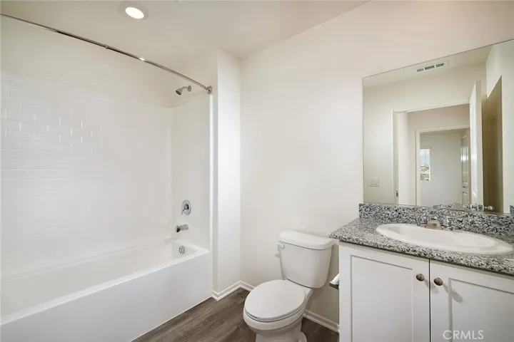 4246 Avenue J-6, Lancaster, California 93536