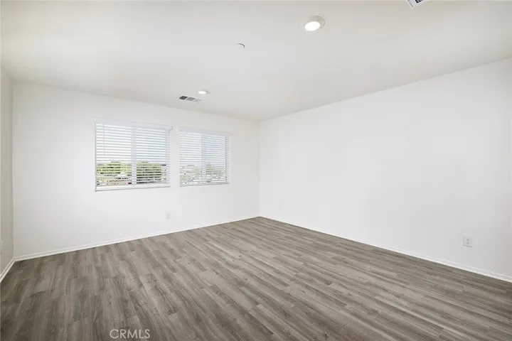 4246 Avenue J-6, Lancaster, California 93536