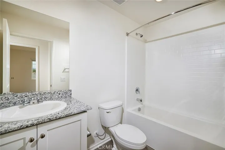 4246 Avenue J-6, Lancaster, California 93536