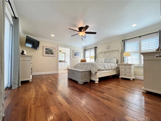 28 Giralda, Long Beach, California 90803