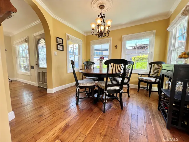 28 Giralda, Long Beach, California 90803