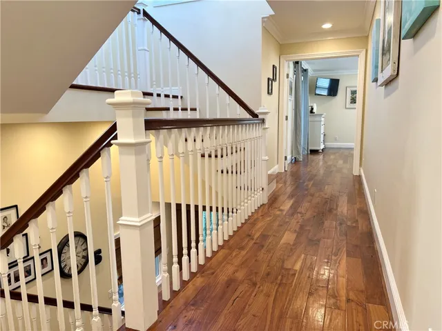 28 Giralda, Long Beach, California 90803