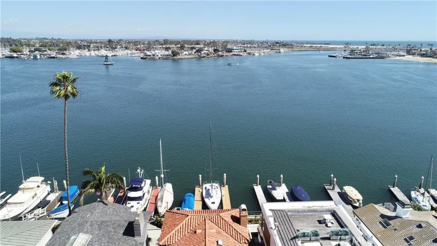 28 Giralda, Long Beach, California 90803