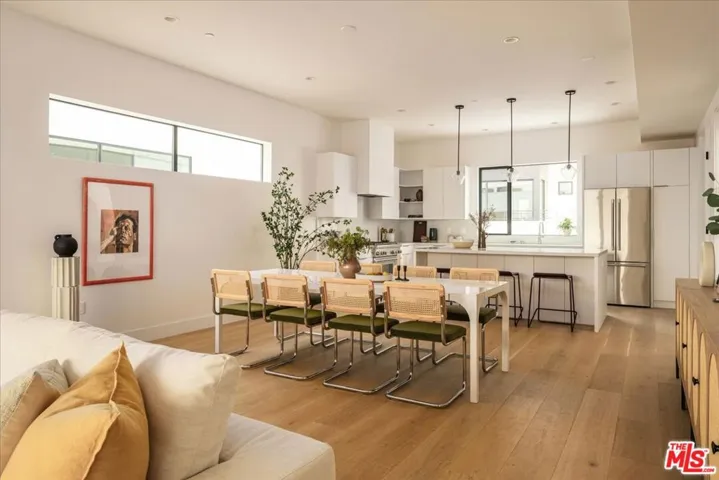 762 N Hyperion Avenue, Los Angeles, California 90029