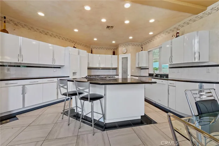 6152 Parker Drive, Palmdale, California 93551