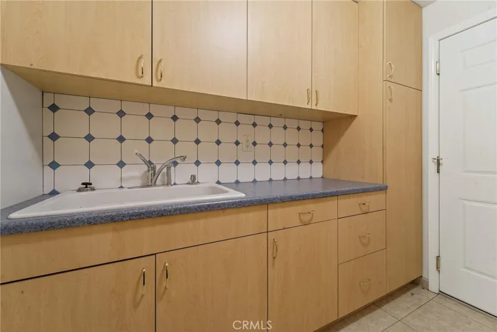 6152 Parker Drive, Palmdale, California 93551
