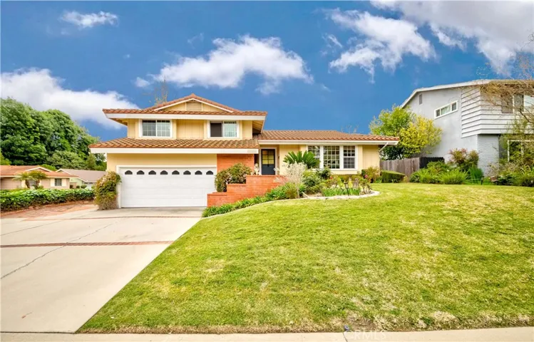 2000 Calle Serena, Fullerton, California 92833