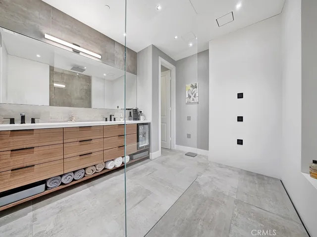 18646 Clubhouse Drive, Yorba Linda, California 92886