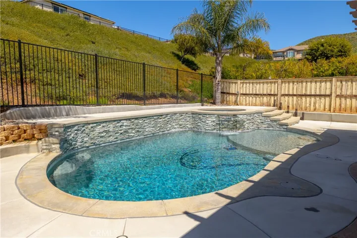 34306 Chaparossa Drive, Lake Elsinore, California 92532