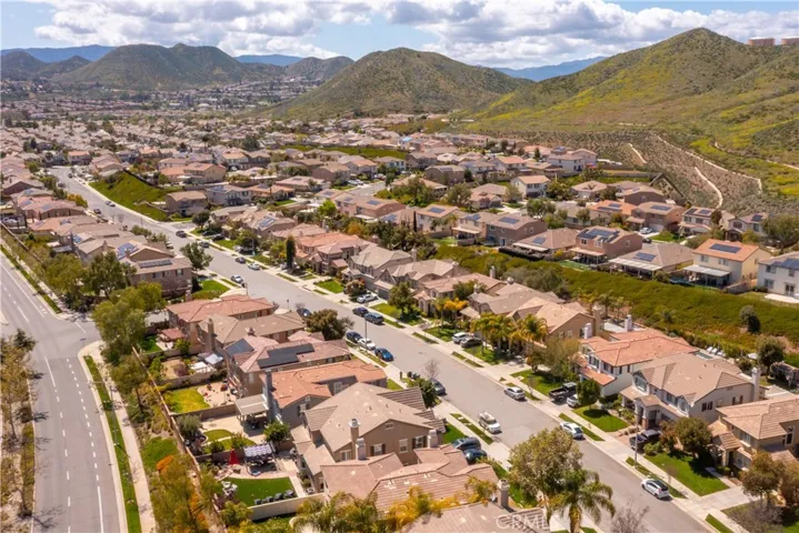 34306 Chaparossa Drive, Lake Elsinore, California 92532