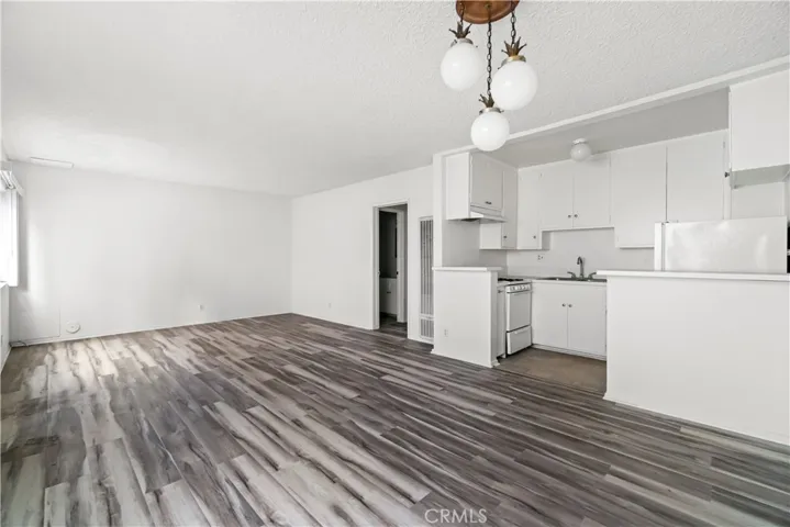 1534 Euclid Street, Santa Monica, California 90404