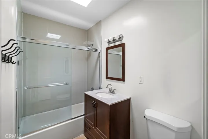1534 Euclid Street, Santa Monica, California 90404