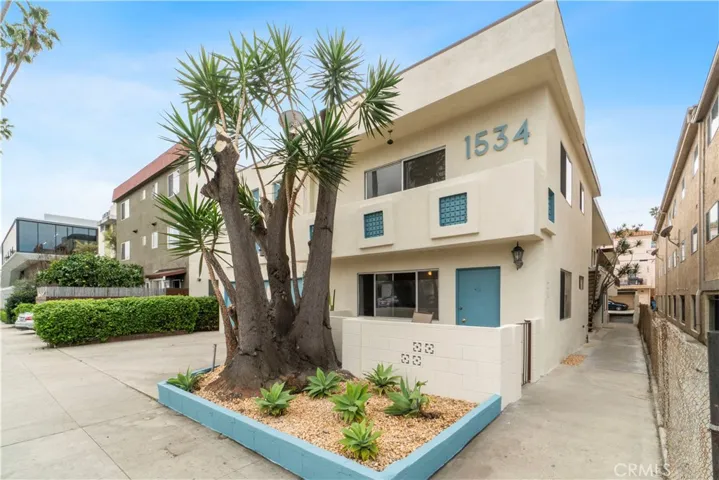 1534 Euclid Street, Santa Monica, California 90404