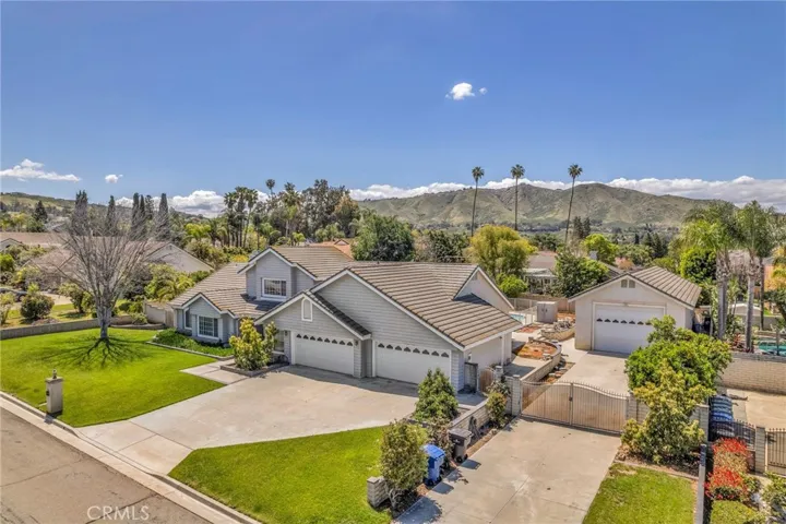 2556 Braden Place, Riverside, California 92503
